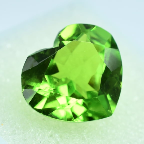 Extremely Rare CERTIFIED Natural Green Peridot Heart Cut Loose Gemstone 9.50 Ct