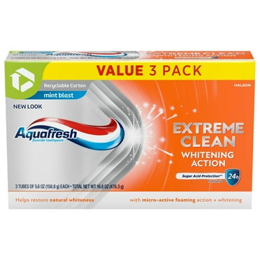 Aquafresh Extreme Clean Whitening Action Fluoride Toothpaste, Fresh Mint Flavor, 5.6 oz, 3 Pack