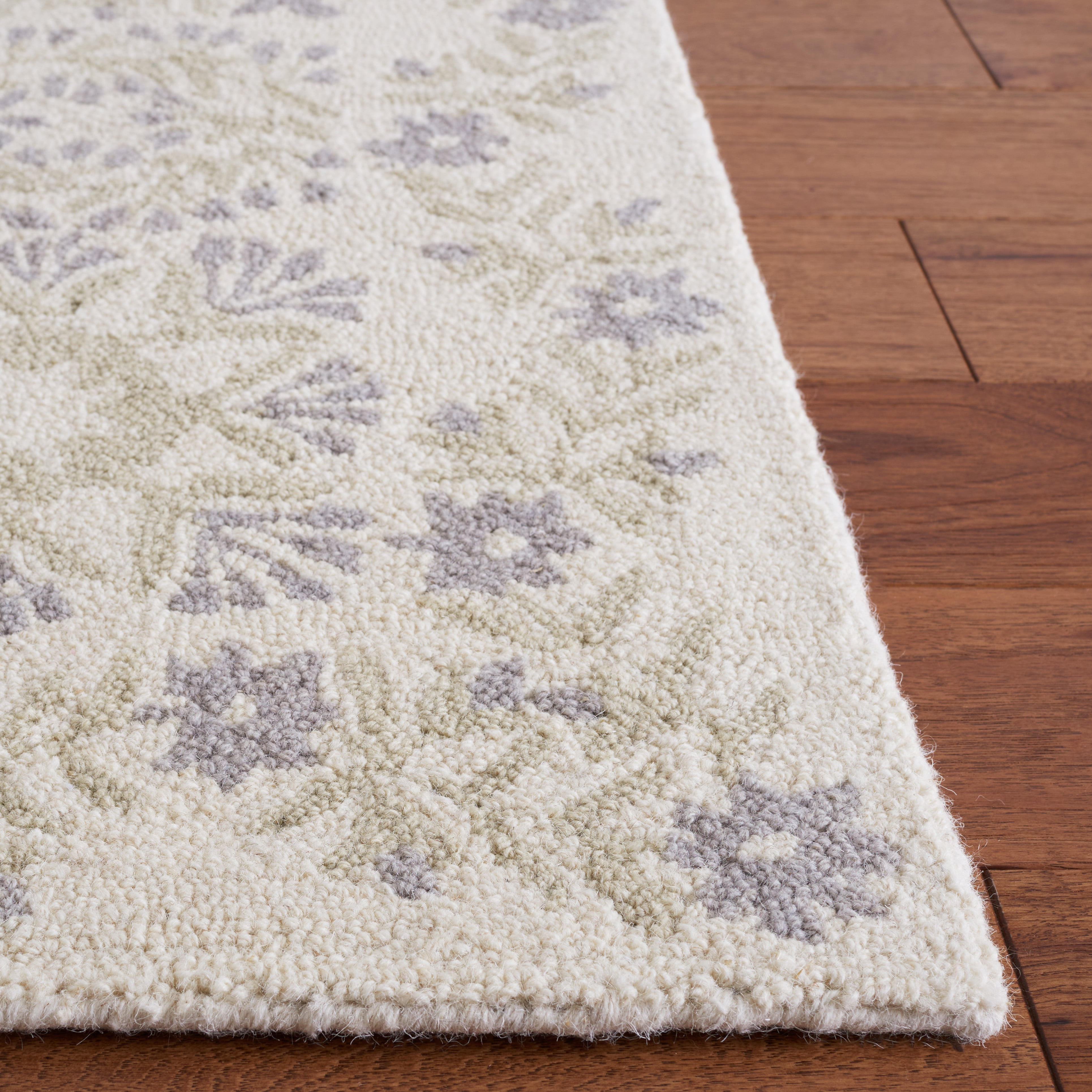 Safavieh Empire Janetta Medallion Area Rug, Ivory/Beige, 3' x 5'