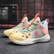 thumbnail image 4 of Zapatillas de baloncesto antideslizantes para niños y niñas, zapatillas deportivas antideslizantes y transpirables, ligeras e informales, 4 of 5