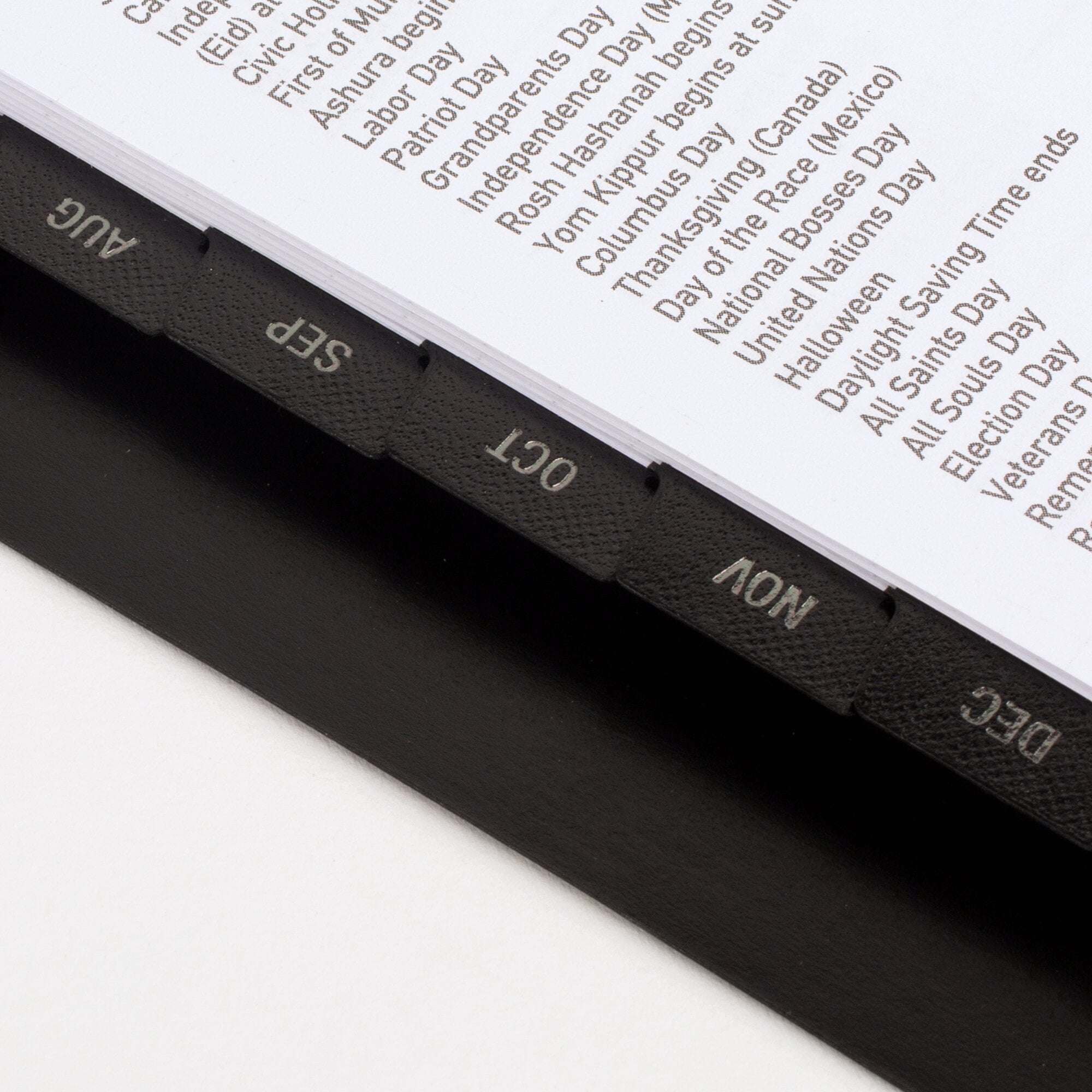 AT-A-GLANCE Contemporary Lite Academic 2023-2024 Weekly Monthly Planner Black