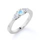 thumbnail image 3 of JeenMata Anillo de Compromiso de 1,5 Quilates con Piedra Lunar y Moissanita de Corte Redondo y Hombros Curvos en Oro Blanco de 18 K sobre Plata, 3 of 6