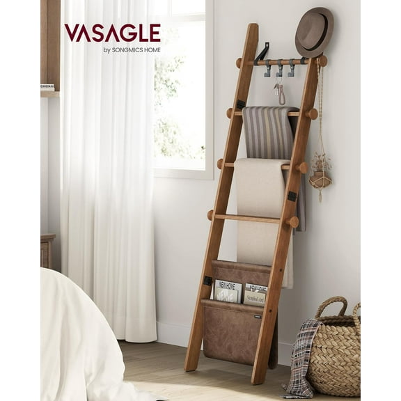 Blanket Ladder for Living Room, 5-Tier Wooden Ladder Shelf, Decorative Farmhouse Blanket Rack with Synthetic Leather Bag, Metal Hooks, Side Hooks, for Bedroom, Caramel Brown ULLS022K01