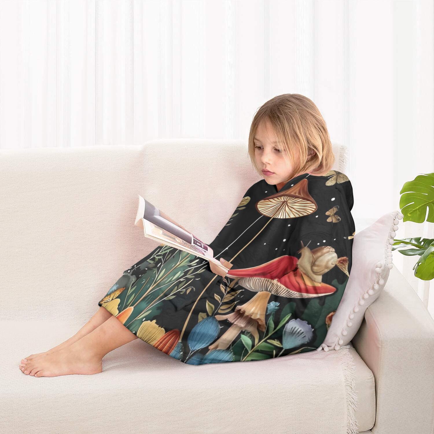 Red Mushroom Frog Black Pattern Blanket Hoodies for Kids 6-13YR Oversize Wearable Blanket Hoodies for Boys Girls Teens