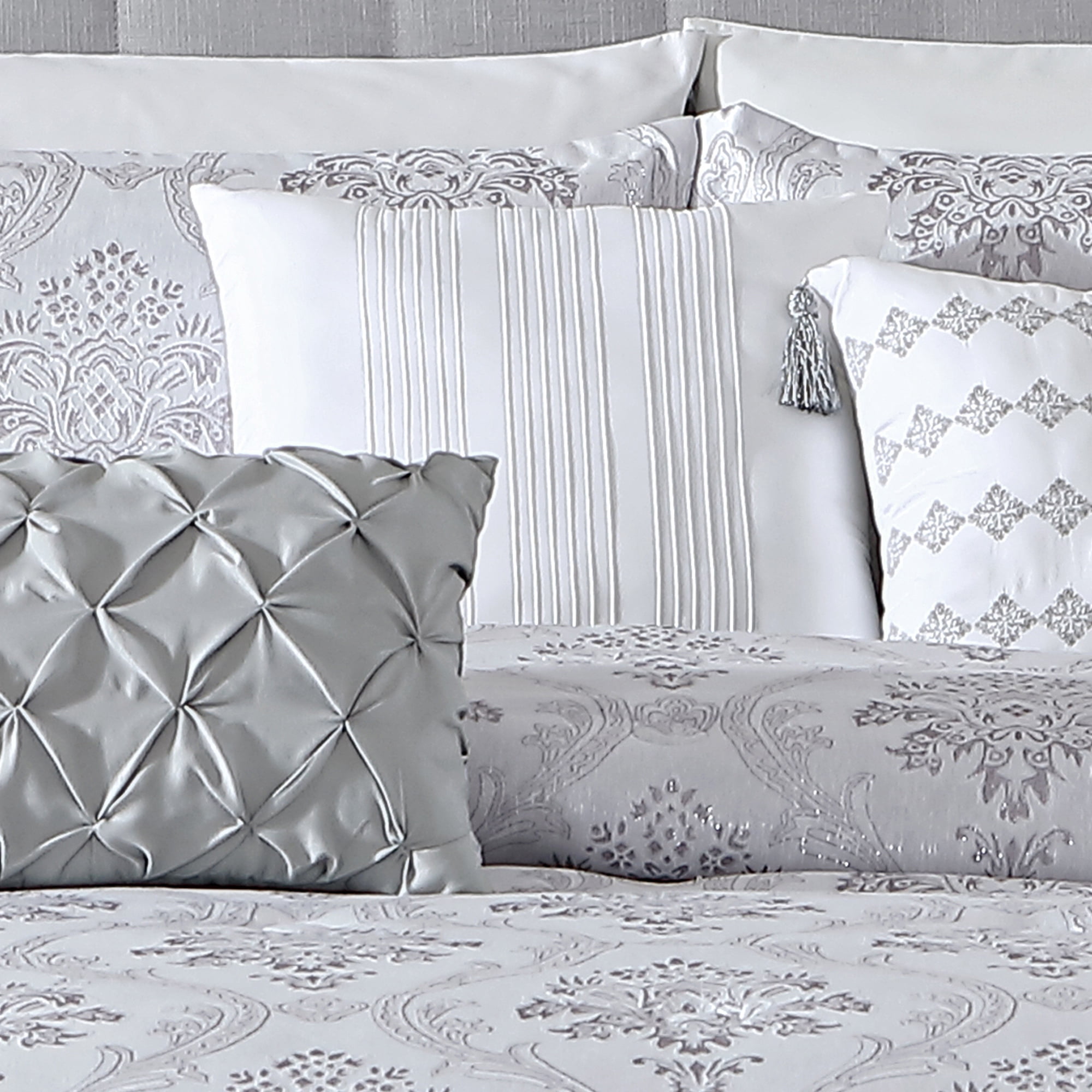 ESCA Hariti 7‑Piece Luxury Comforter Bed‑in‑a‑Bag Set, Light Grey Damask Pattern Bedding Set,KING