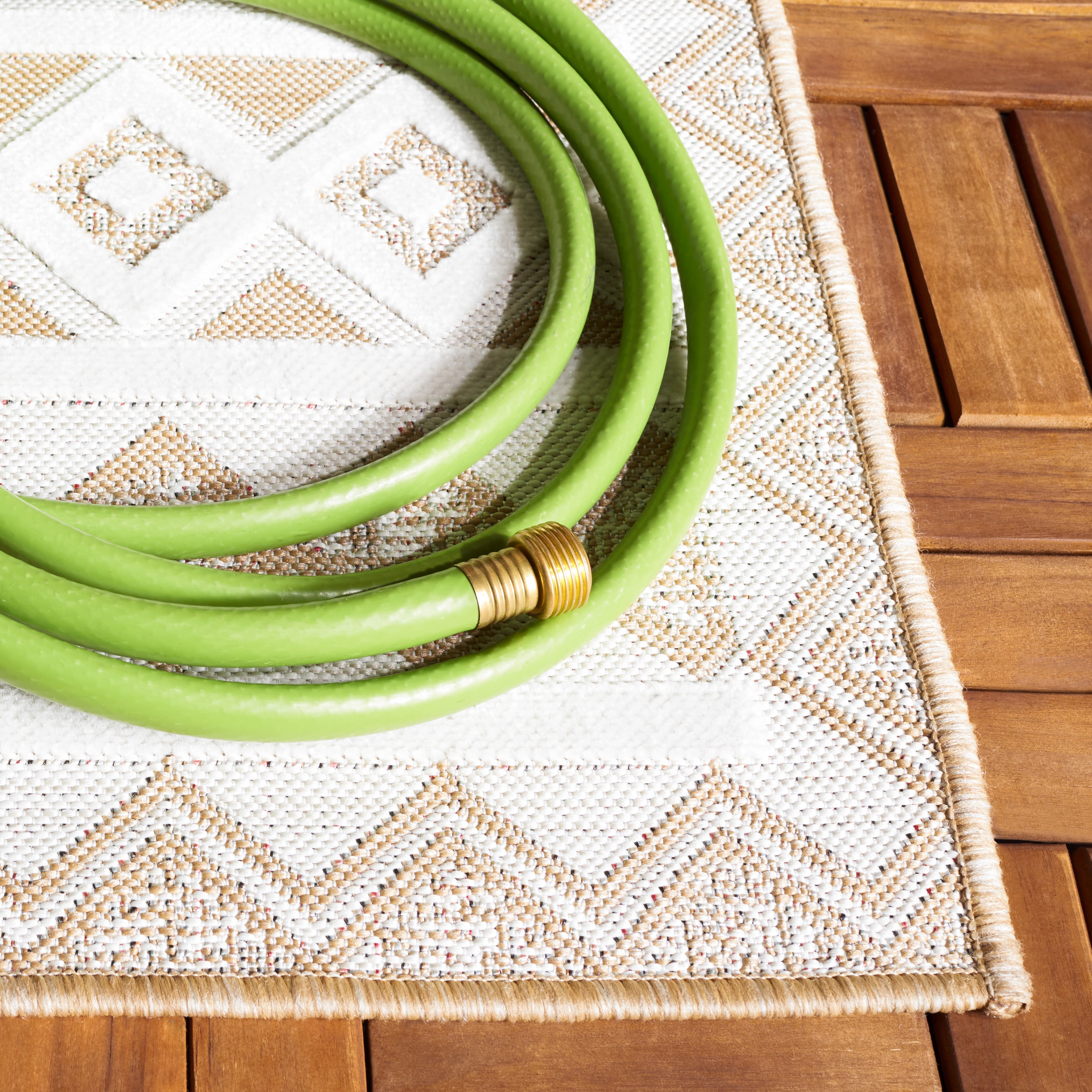 SAFAVIEH Cabana Ethan Geometric Indoor/Outdoor Area Rug, Natural/Ivory, 4' x 6'