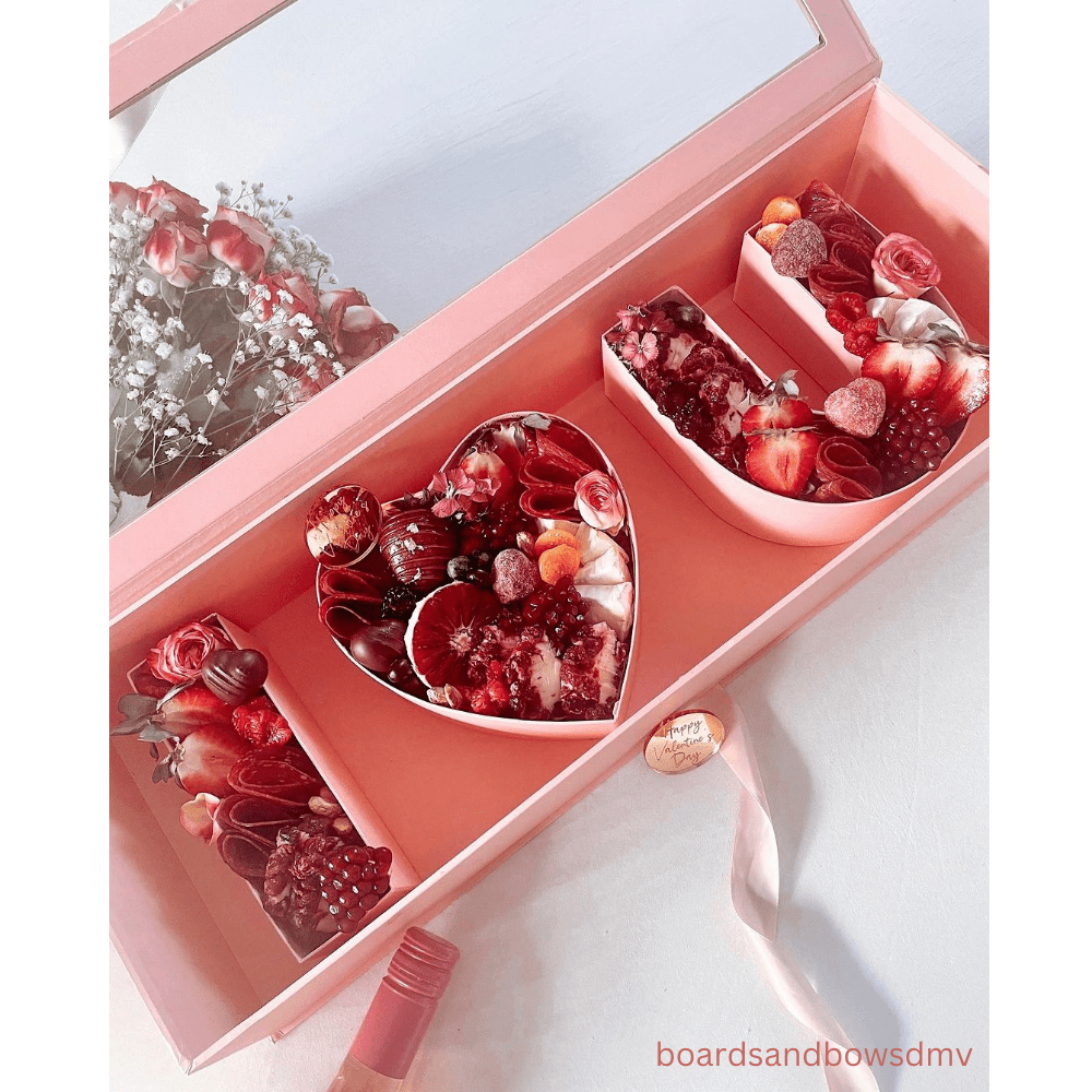 Unikpackaging “I Love U” Box, Clear Top, Plastic Liner, Ribbon, Pink