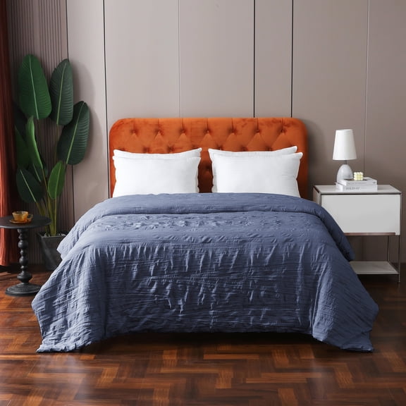 Crinkled Down Alternative Blanket