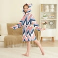 thumbnail image 4 of FORMRS Niños Bathrobe Unisex Hooded Robe Soft Plush Pajamas Sleepwear, Size 7-9T, White Geometric, 4 of 7