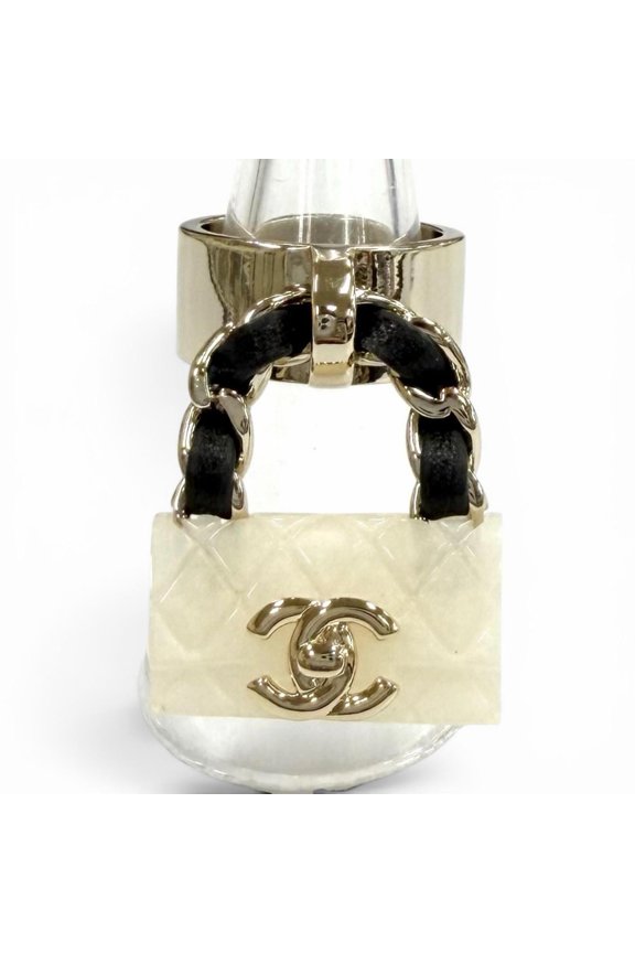 Pre-Owned CHANEL B23C Matelass Turnlock Bag Charm Ring, White, Black, Gold Hardware, Made in...
