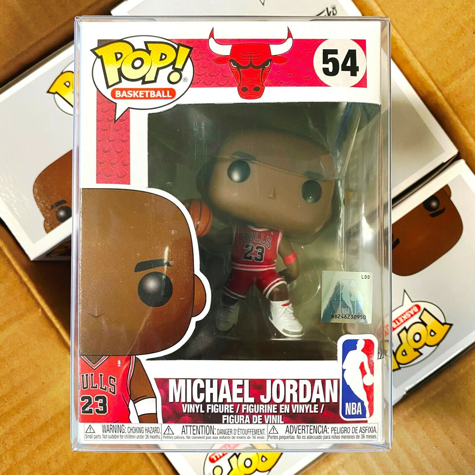 Basketball Chicago Bulls Michael Jordan #54 Vinyl Figure w/ Case Details about   Funko POP