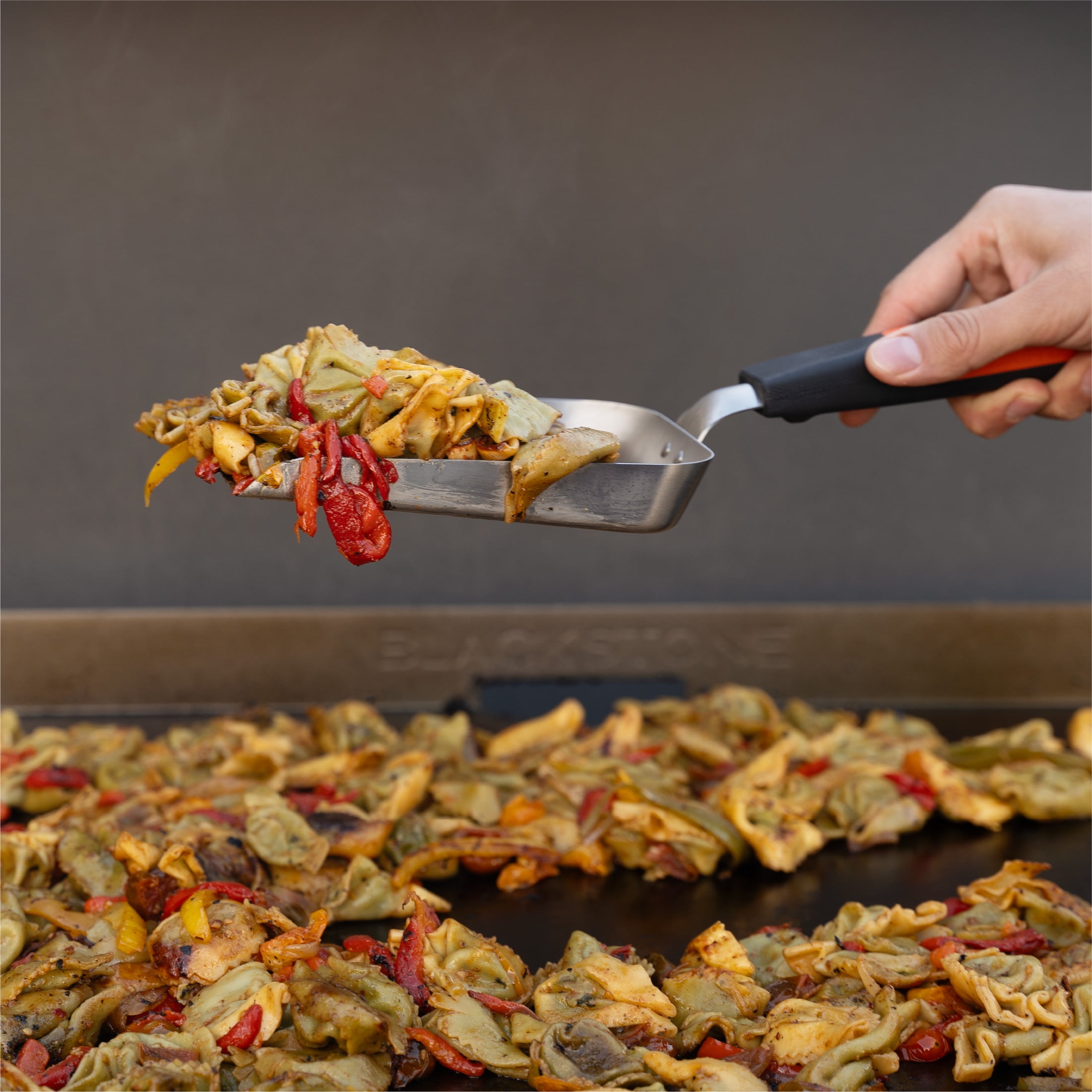 Blackstone 15” Stainless Steel Griddle Scoop with Flat Base, 1-Piece