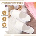 thumbnail image 3 of Zapatillas Bunnycool, 12 pares, desechables, punta abierta, color beige, 29 x 12 cm, 3 of 9