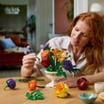 thumbnail image 3 of LEGO Botanicals La composition florale, Décoration 10345, 3 of 5