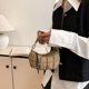 thumbnail image 4 of Bolsa de nubes de moda de mujeres con bolso de acolchado plisado en colgante, 4 of 9