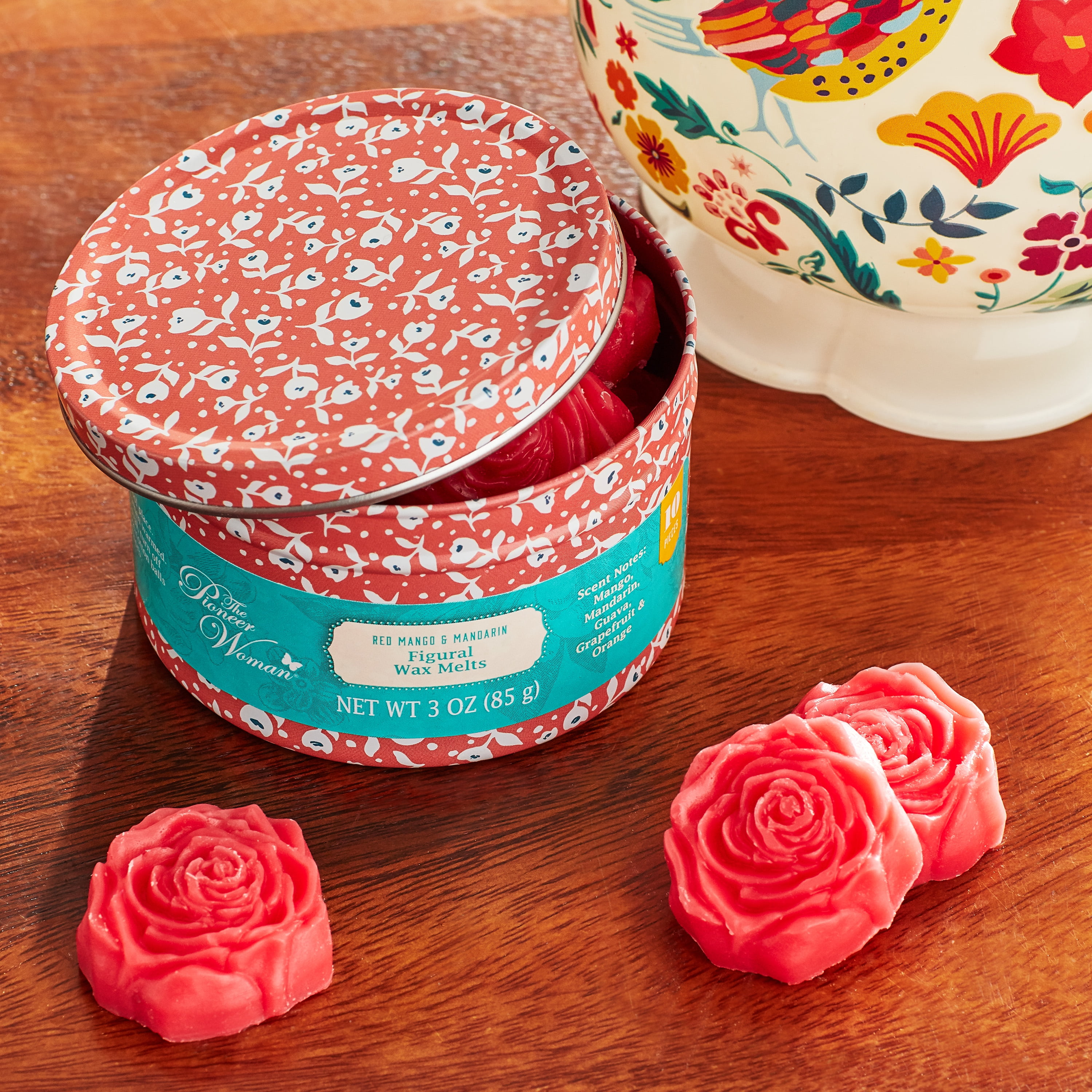 The Pioneer Woman Set with 10 rose-shaped wax melts, Red Mango