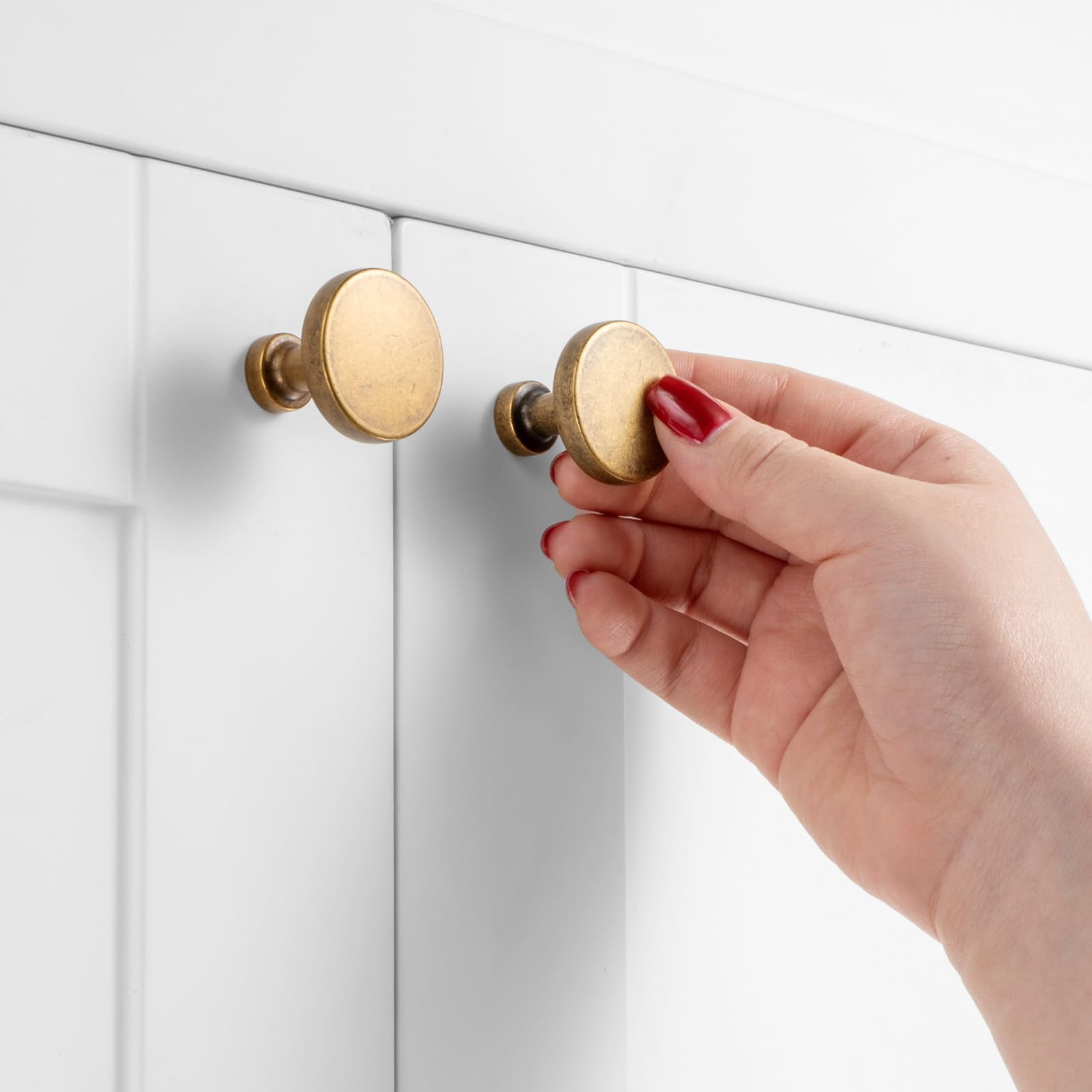 10 Pack 1-1/4 Inch Antique Brass Cabinet Knobs Vintage Brass Drawer Knobs Round Brass Cabinet Pulls, ZK2302 Kitchen Hardware for Cabinets Drawers Bedroom Dresser Cupboard Bathroom Vanity Closet