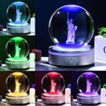 thumbnail image 2 of Esfera de cristal Movdyka Estatua de la Libertad de 8 cm con base LED, 2 of 7