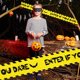 thumbnail image 3 of Cinta de advertencia de Halloween, cinta de precaución de Halloween, accesorios de cinta de peligro de Halloween, cinta de escena del crimen, suministros de decoración de cinta de advertencia, 3 of 4
