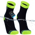 thumbnail image 1 of DexShell Chaussettes Imperméables pour Hommes et Femmes, Équipement de Randonnée et de Marche par Temps Froid et Humide, Semelles en Coton avec Membrane Respirante Sans Pfoa, Unisexe MD, Noir Vif, 1 of 4