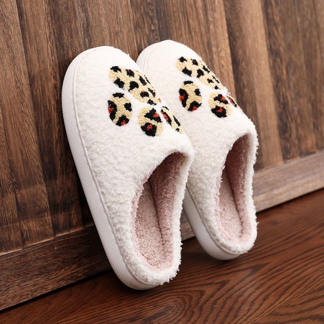 Pantuflas peludas suaves con forma de pata de gato, antideslizantes, con estampado de leopardo, cálidos y acogedores suministros para el hogar Wdftyju Tenis De Mujer Tenis De Hombre