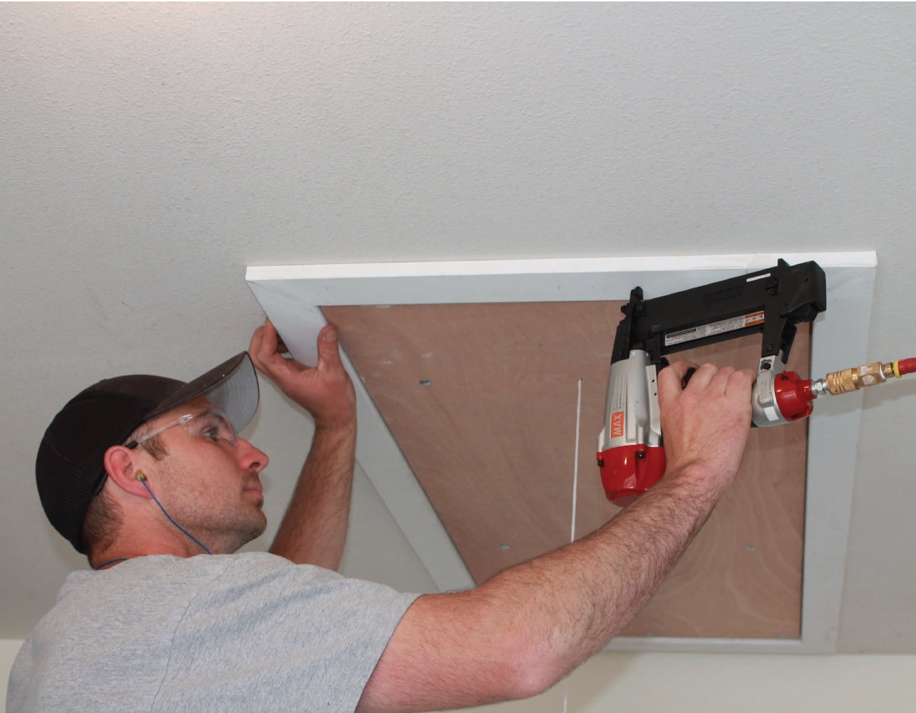 Max 18GA Brad Nailer Gun