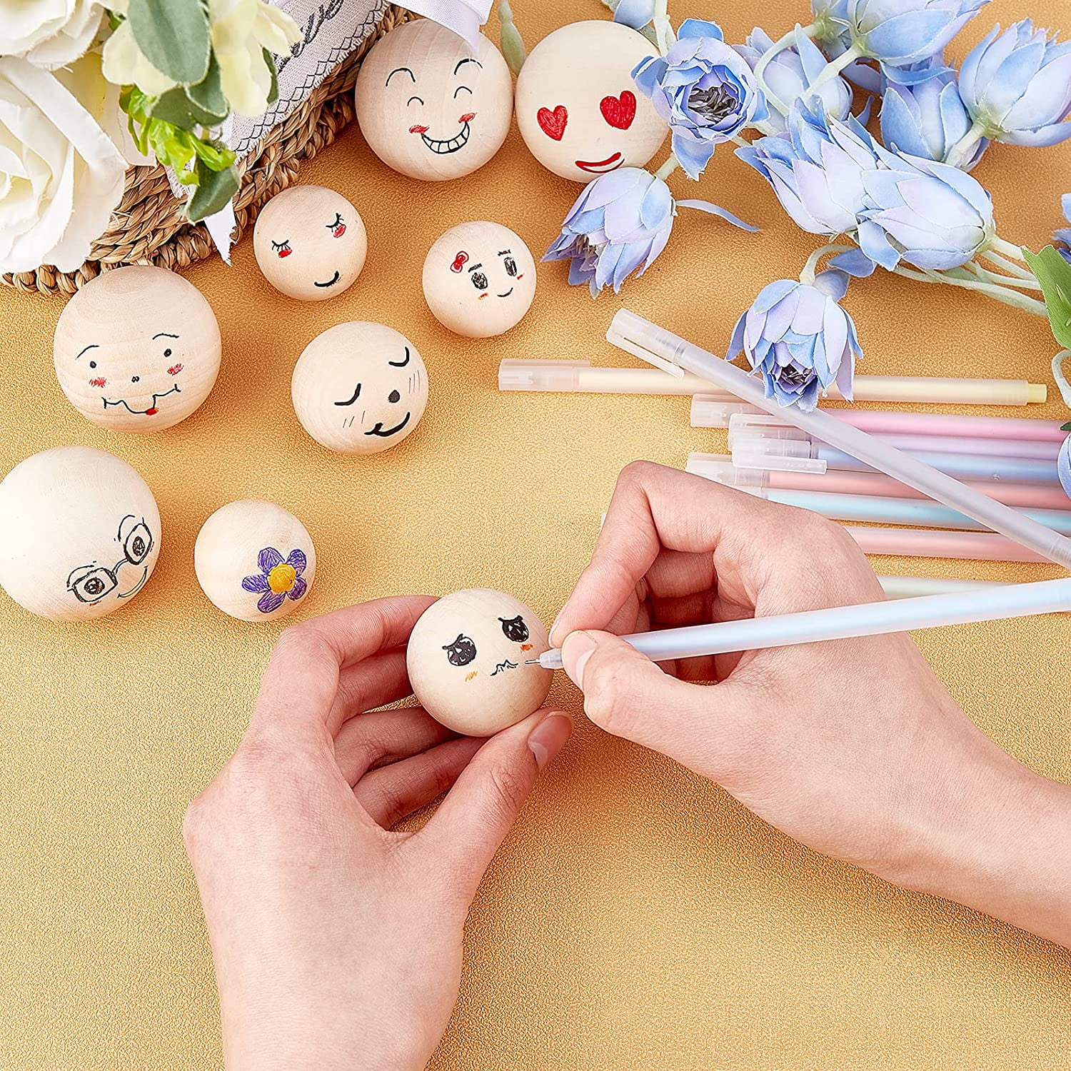 50 Pcs Smiling Face Wooden Beads Schima Wood Beads Round Spacer Painted  Wooden Beads with Hole Doll Head Beads DIY Jewelry Finding Macrame Pendant  Crafts (L:17.5mm Hole: 4mm) 