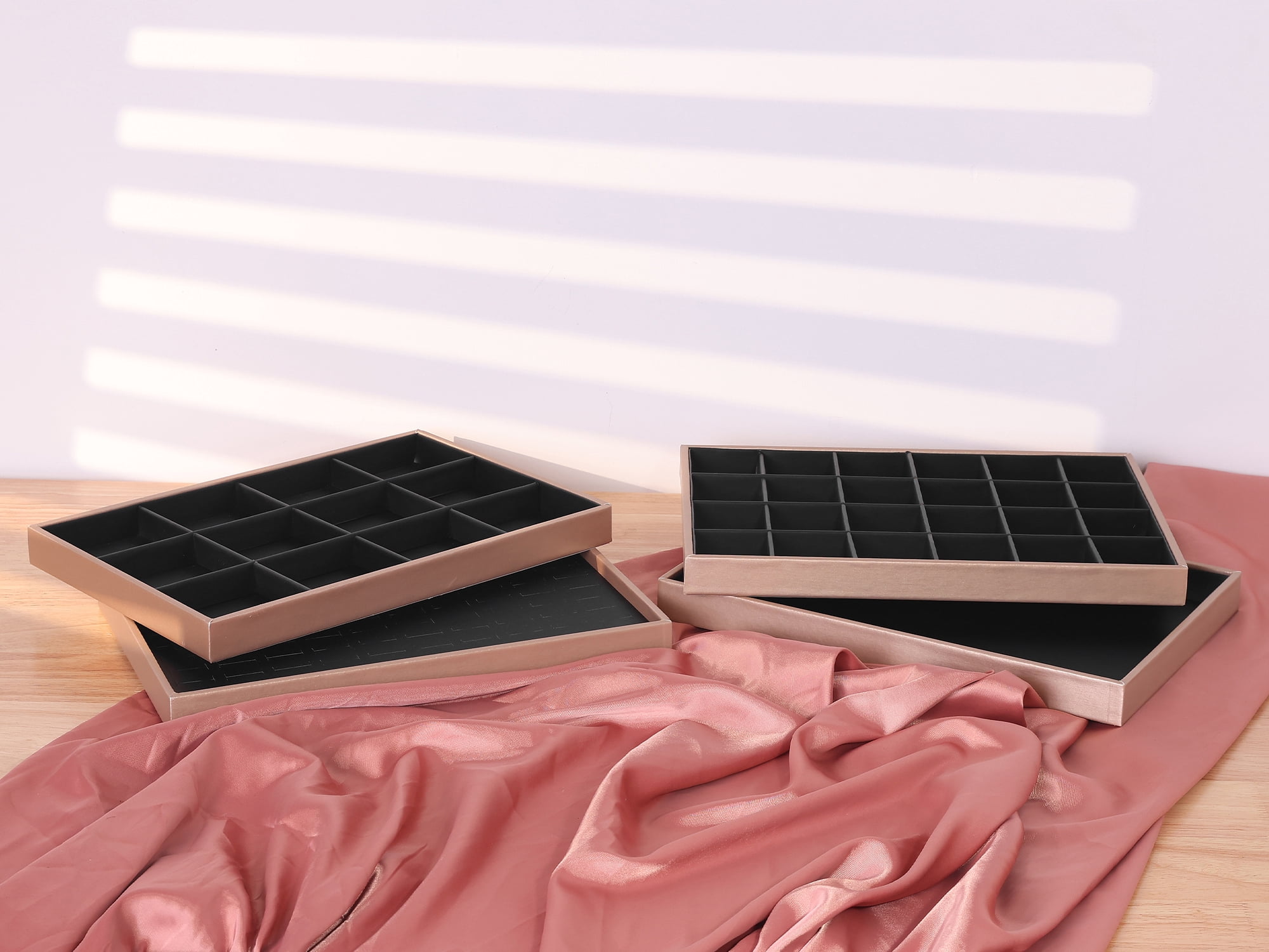 Unique Bargains PU Leather Jewelry Boxes Organizer Trays with Removable Dividers Black 12 Grid Tray