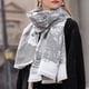 thumbnail image 5 of Chales para mujer Chal de tacto suave de cachemira Bufandas de otoño para mujer Chales y chales Bufanda de punto gruesa y cálida para invierno Poncho abierto al frente, 5 of 5