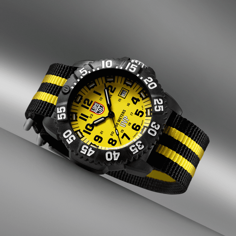 Luminox 3955.SES Men's Sea Navy Seal Yellow Dial Strap Watch Set