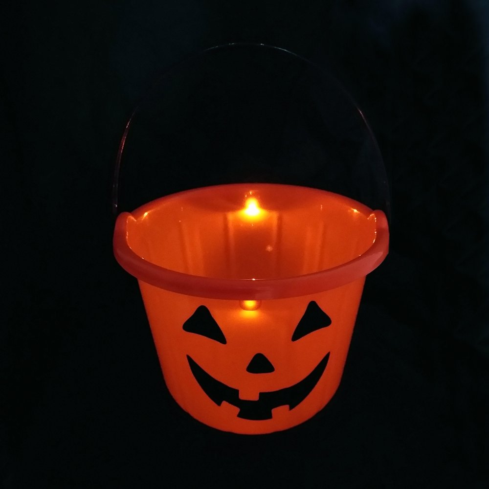 Way to Celebrate Halloween Orange LightUp Bucket,plastic bucket, led