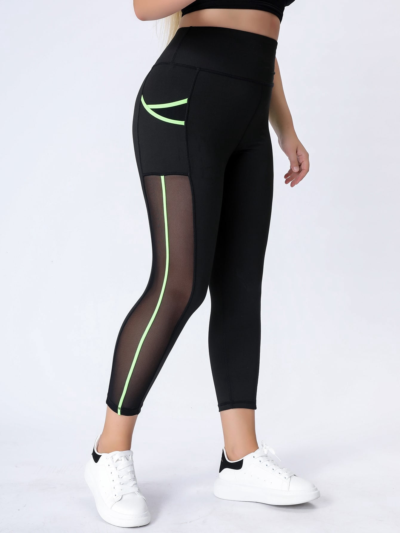 Women's Plus Contrast Tape Mesh Panel 