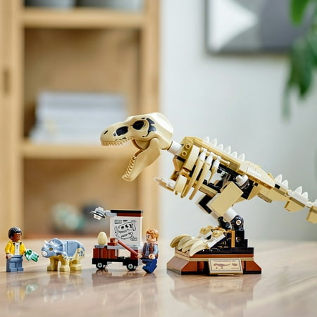 LEGO - Jurassic World T. rex Dinosaur Fossil Exhibition 76940