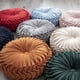 thumbnail image 5 of Zhuge Cojines de terciopelo plisados redondos con forma de calabaza para sofá, cojín relleno para el suelo, para el hogar, sofá, silla, cama, decoración de coche (azul marino), 5 of 5
