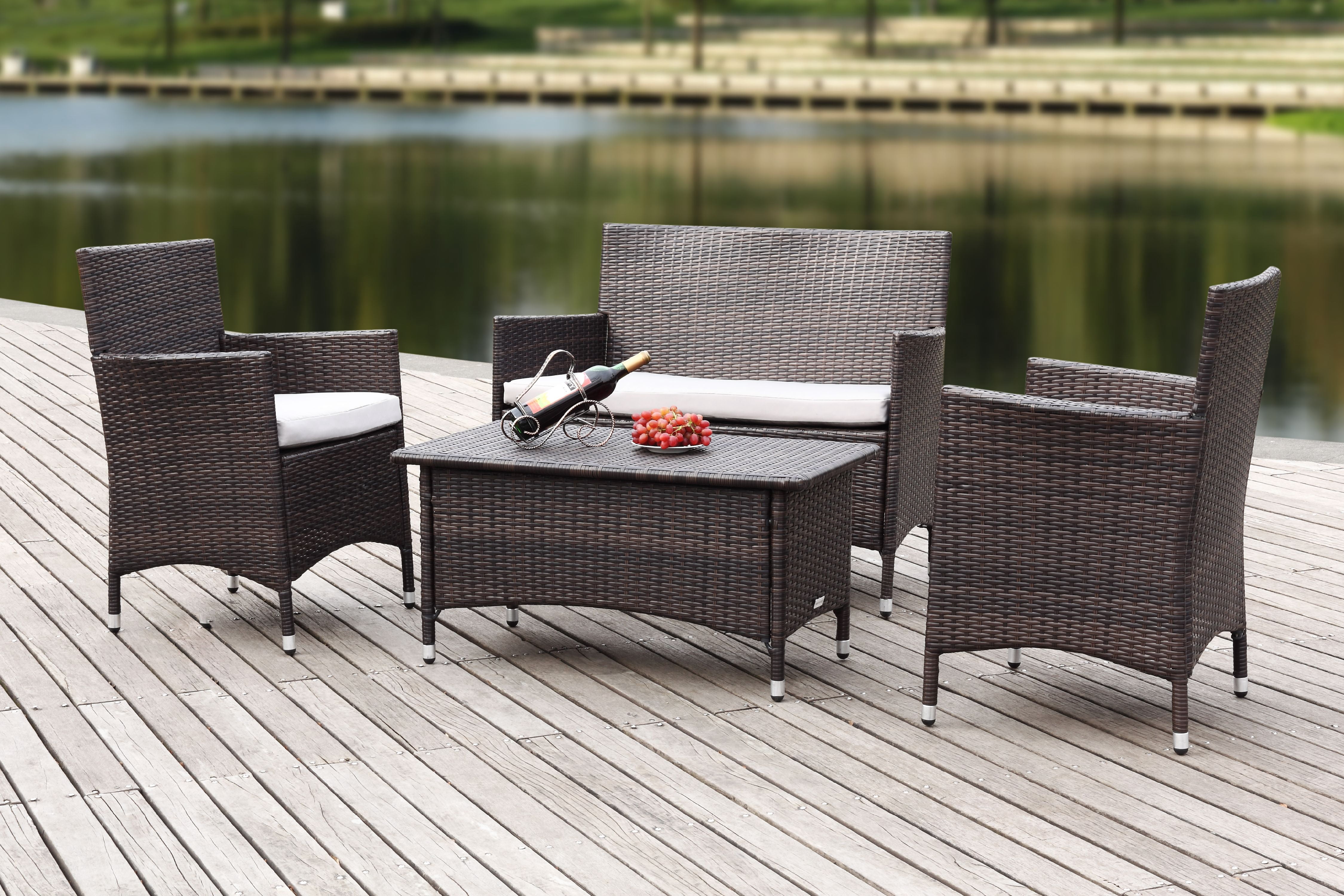 Mojavi Indoor/Outdoor Contemporary Solid 4 Piece Set