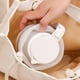 thumbnail image 3 of Calentador De Agua De Tetera Portátil Mini hervidor de agua portátil plegable, hervidor de agua plegable de silicona para acampar (blanco UE), 3 of 9