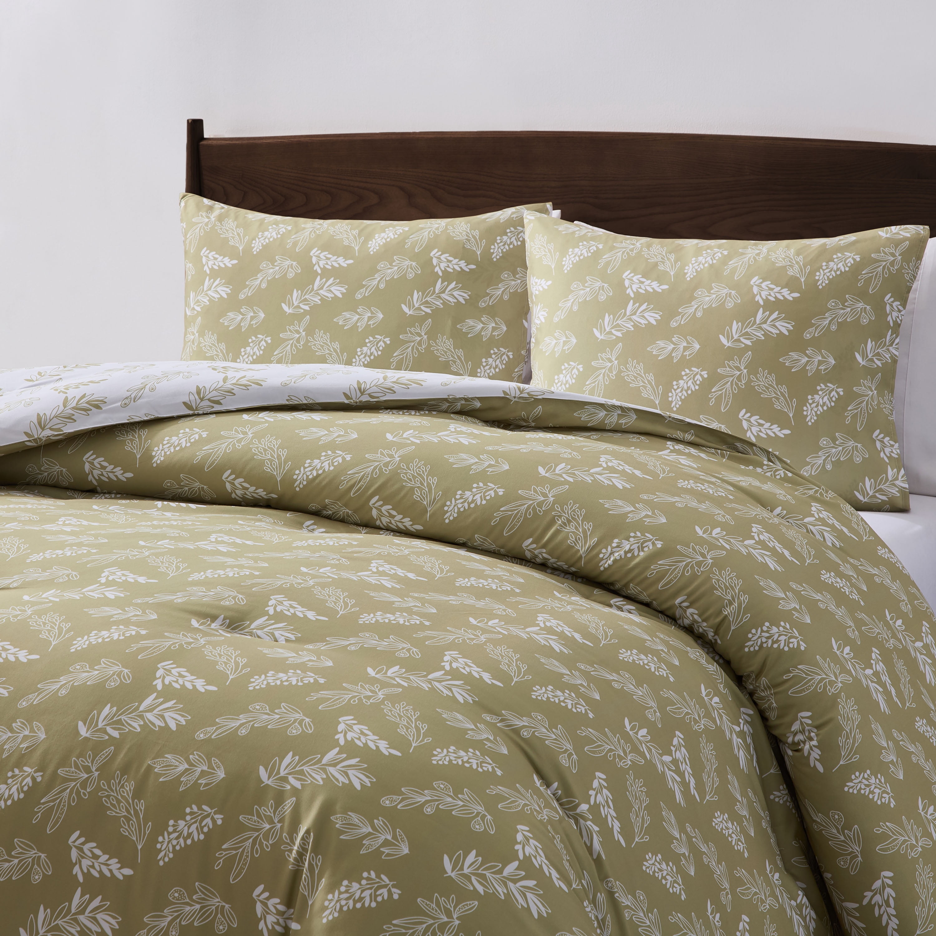 LammaLoe Full Size Comforter Sets, 3 Piece Botanical Bed in a Bag, Reversible Bedding Comforter Set with Sheets, Modern Bed Set, Olive Grove/White