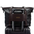 thumbnail image 2 of Bolso Tote de Cuero Vegano Badgley Mischka Anna XL para Fin de Semana, 2 of 8