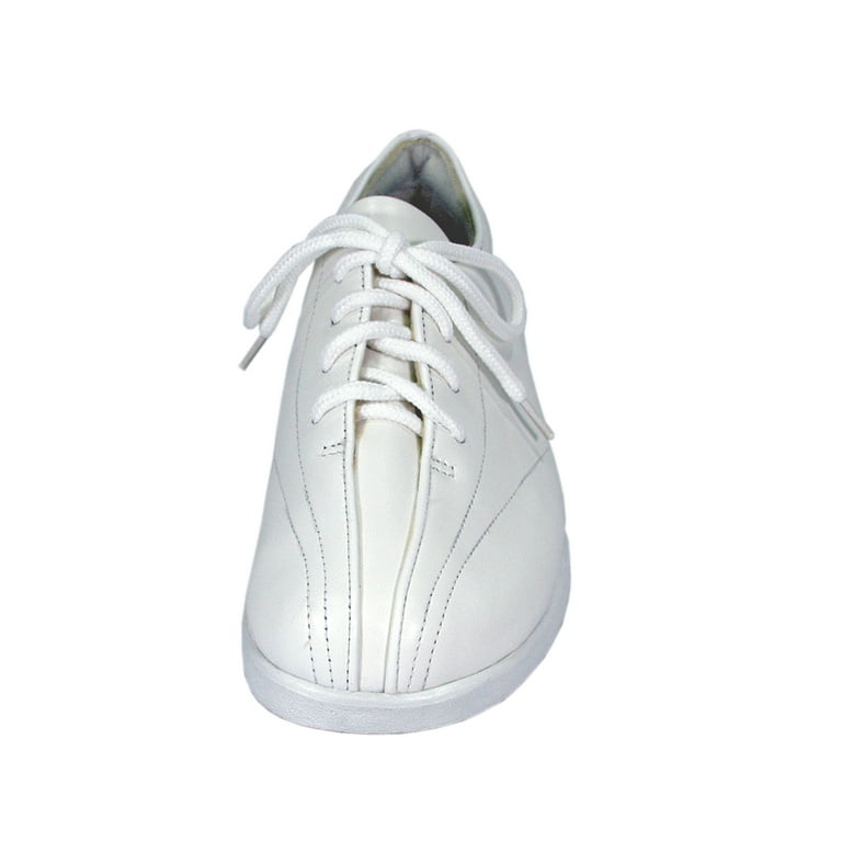 Cobbie cuddler store white shoes
