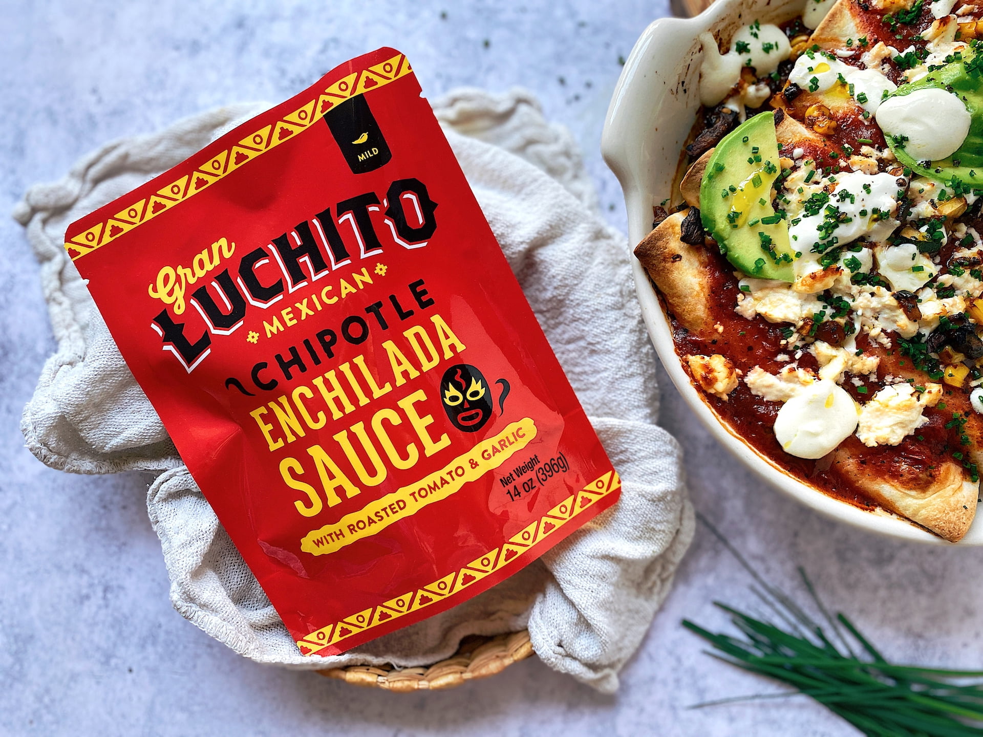 Gran Luchito Mexican Red Enchilada Sauce, 14 oz, Pouch