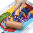 thumbnail image 3 of 5D Diamante Pintura Rodillo De Pintura Dibujo Suministros Suministros Firmemente Pegado Gloria Rodillo de madera con pintura diamante, 3 of 9