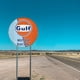 thumbnail image 4 of En Chapa Hierro Redonda 30*30cm Con Bordes Cóncavos Y Convexos Serie Gulf Gulf Oil Still Life, 4 of 8