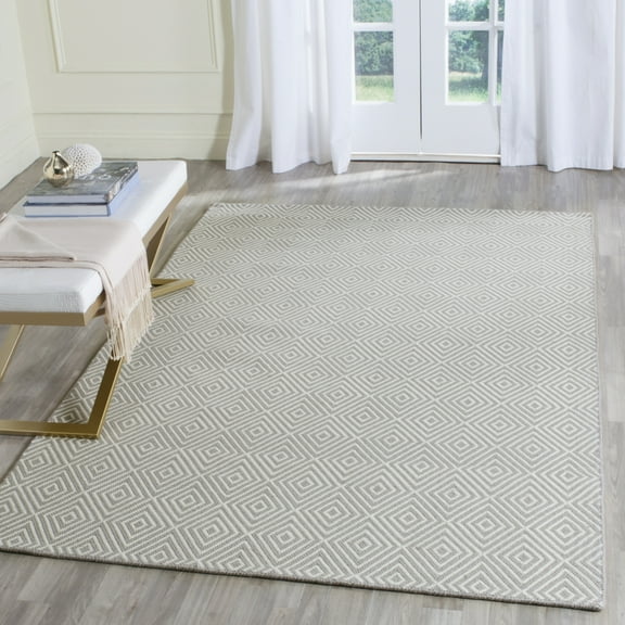 Safavieh WIL715A-4 4 x 6 ft. Small Rectangle Wilton Hand Hooked Rug, Silver & Ivory
