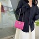 thumbnail image 4 of Bolso de mujer PU Bolso de hombro simple Bolso de mensajero cuadrado de color sólido (Rosa roja) Sywqhk Para Estrenar, 4 of 6