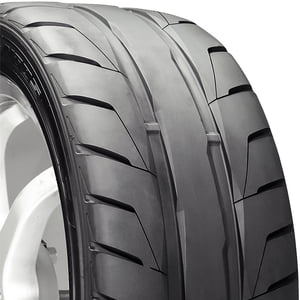 Nitto NT05 235/40R17 90 W Tire Sansujyuku sansujyuku.com