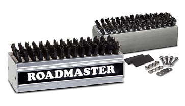 One Roadmaster 7900 Boot Brush for 
