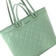 thumbnail image 4 of Bolso Tote Montana West de Cuero Vegano Acolchado para Mujeres, 4 of 6