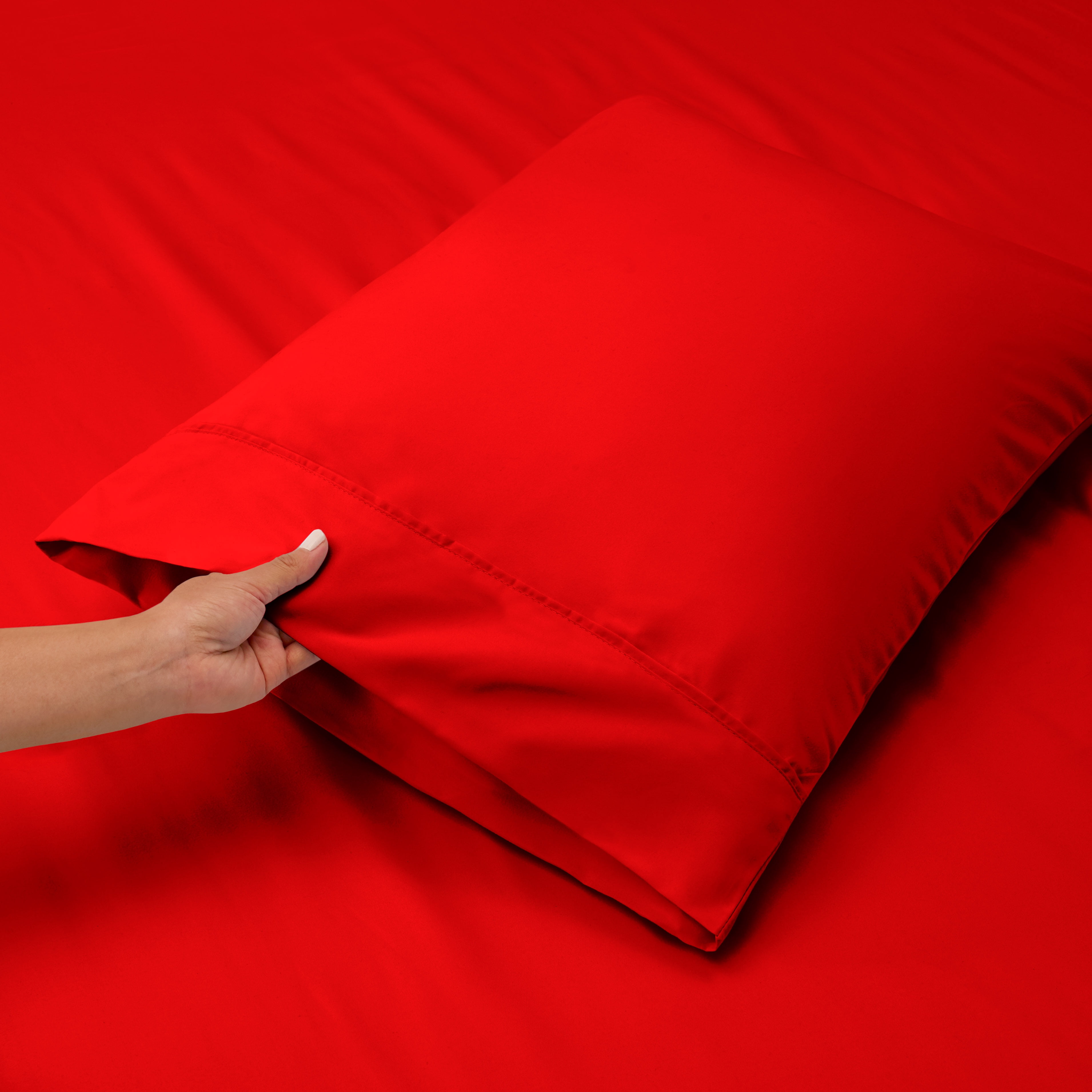 LammaLoe Extra Deep Pocket Twin Xl Sheets Set, 3 Piece, Fits 18"-24" Mattress, Breathable & Extra Soft Bed Sheets, Cherry Red