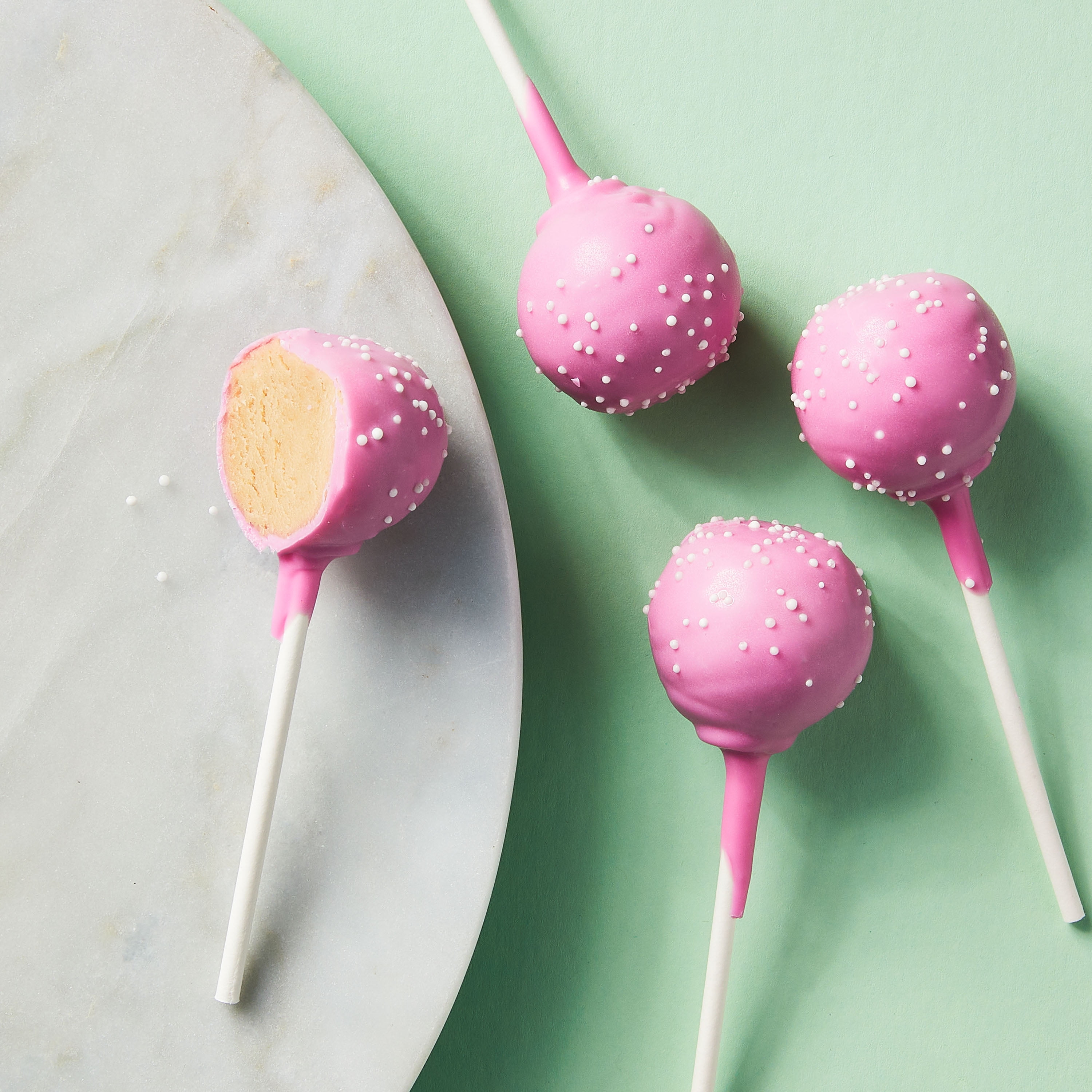 bettergoods Raspberry Cake Pops, 5.4 oz, 4 Count