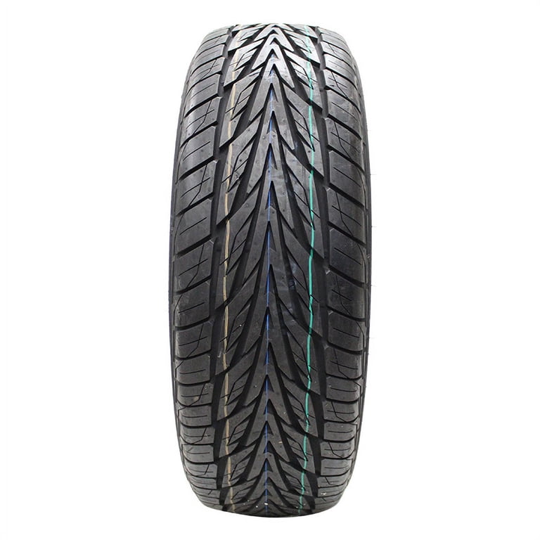 Toyo Tire Proxes ST III All-Season 235/65R18 110V Tire Fits: 2022 